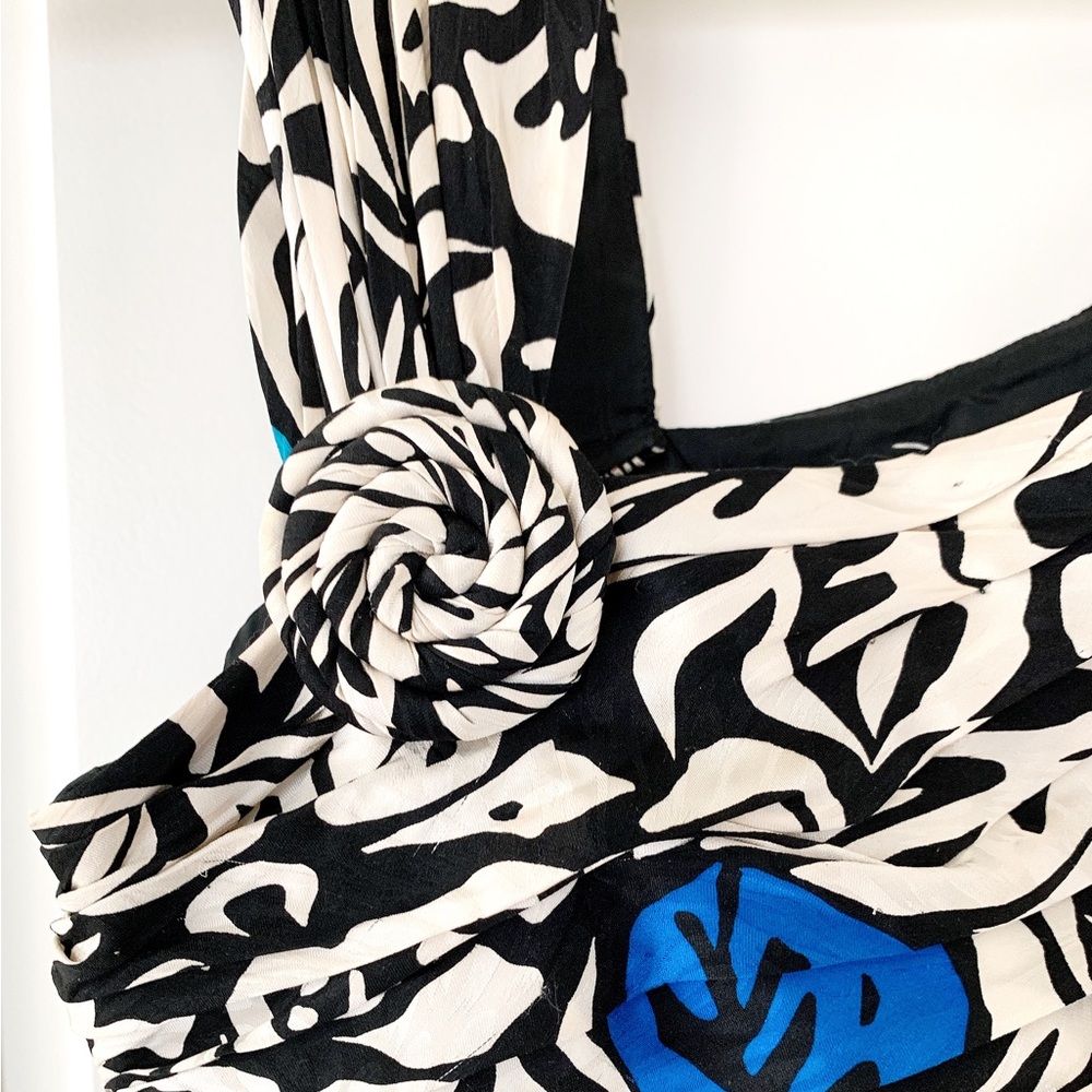 SILKS BY ST. GILLAN Vibrant Floral Abstract Leaf Print Silk Wiggle Dress - Picture 9 of 15